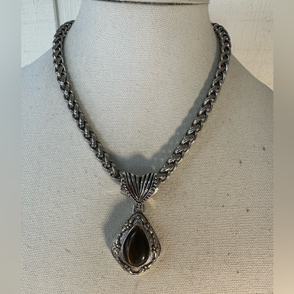 Chunky silvertone large pendant necklace